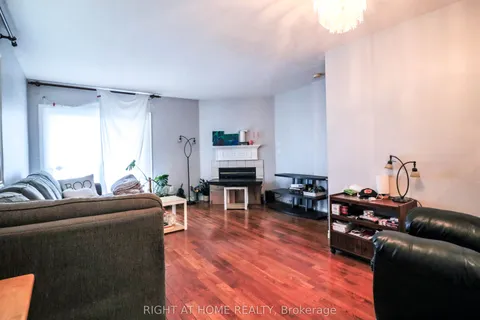 1901 Hampstead Place, ON K1V 1B3