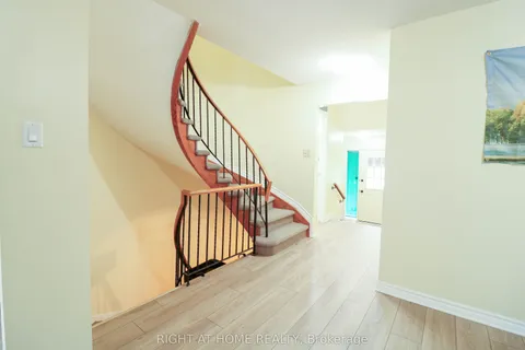 50 Fireside Crescent, ON K1T 1Z4