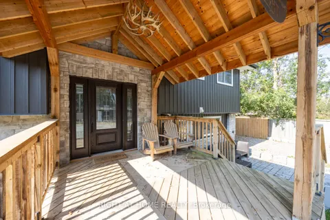 420 Parkhill Road, ON K9L 1C1