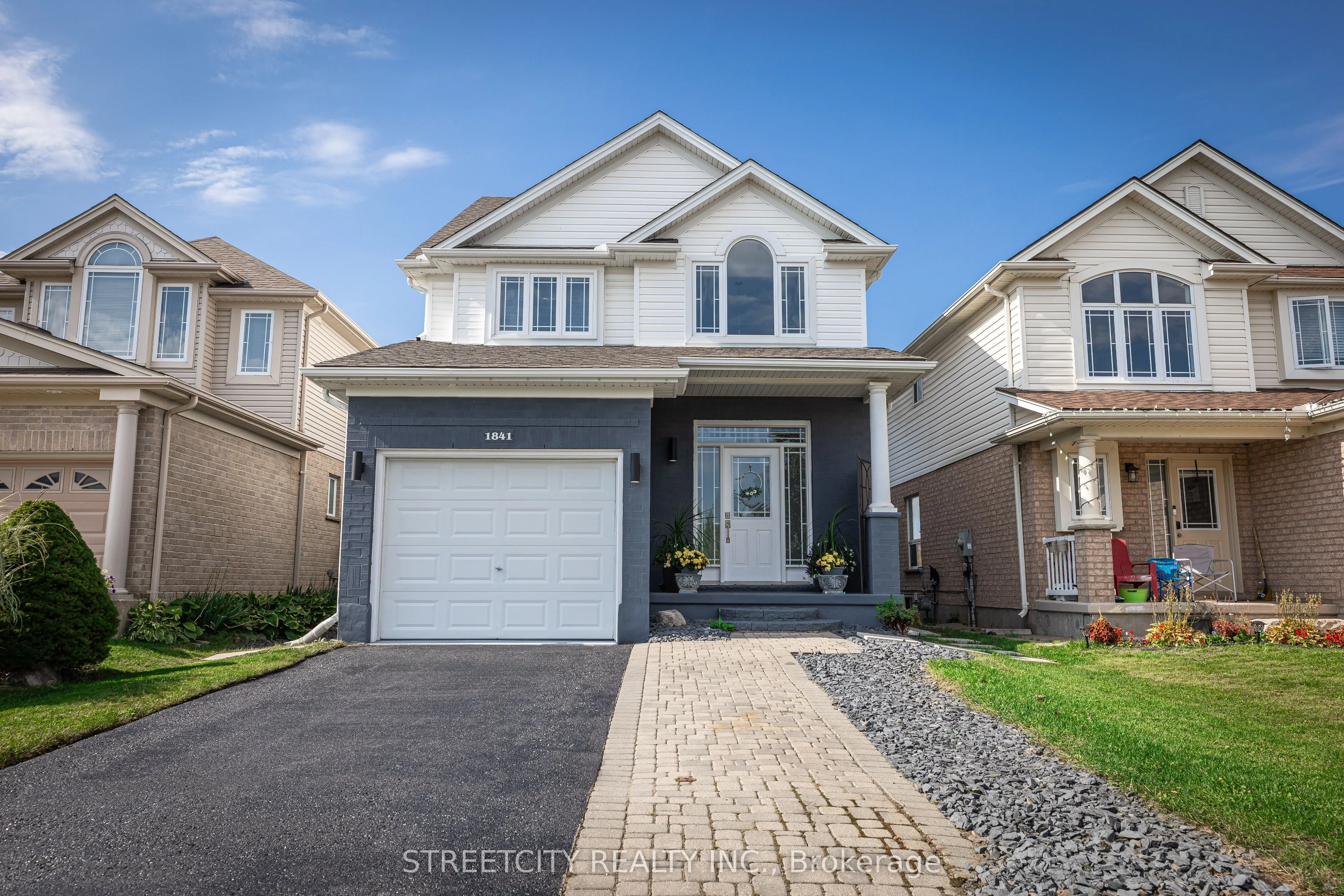 1841 Rollingacres Drive, ON N5X 4K4