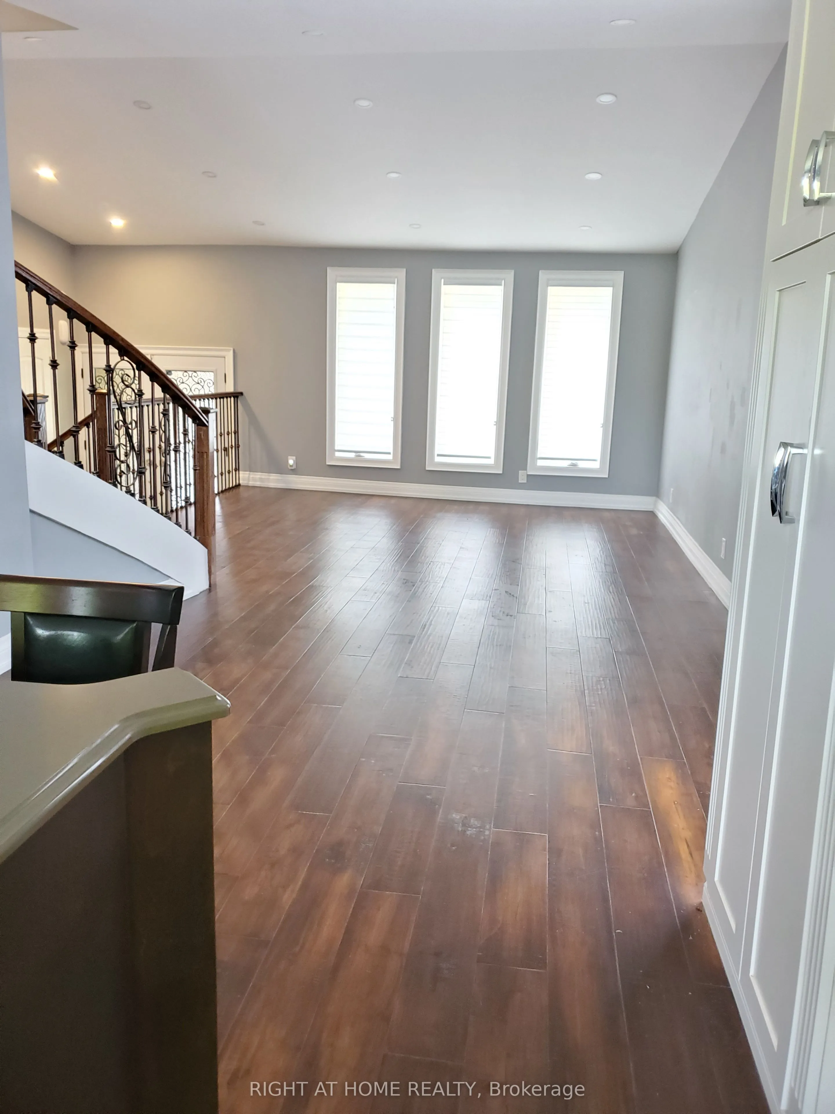 6015 Church's Lane, ON L2J 1Y9
