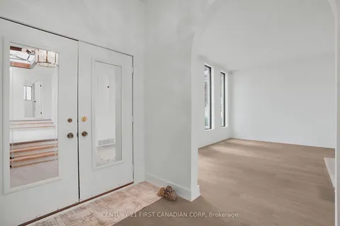 6 Audubon Street, ON L8J 1P7