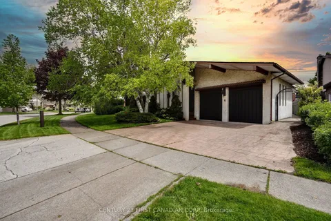 6 Audubon Street, ON L8J 1P7