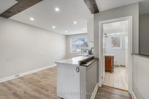 1432 Leigh Crescent, ON K1J 8E4