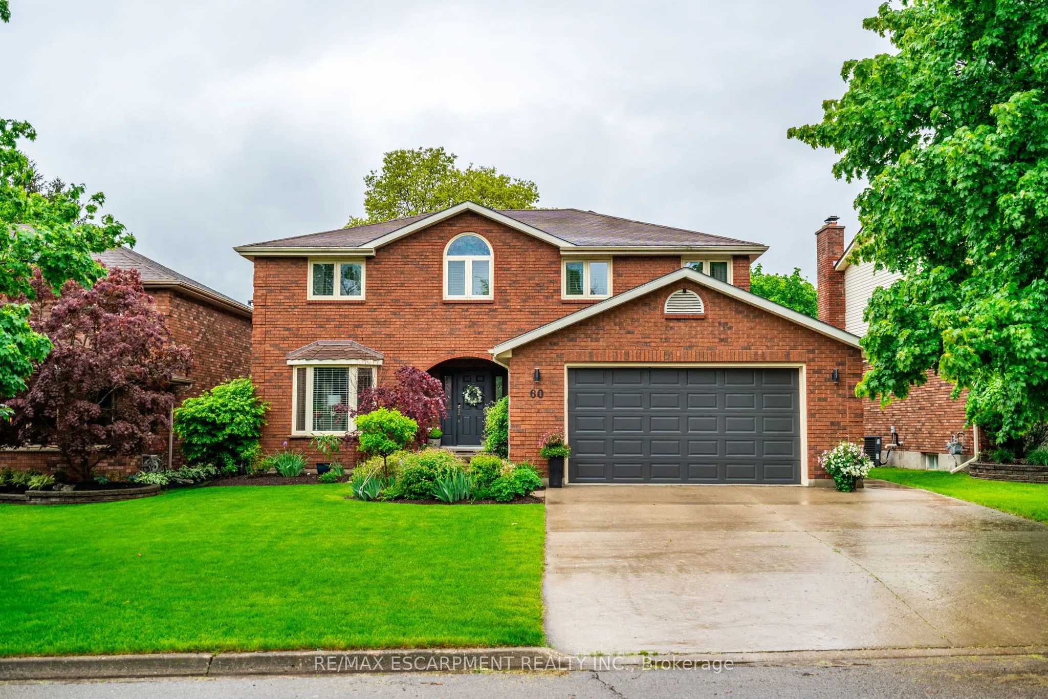 60 LEE Avenue, ON N3Y 5B2