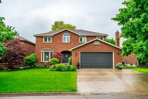 60 LEE Avenue, ON N3Y 5B2