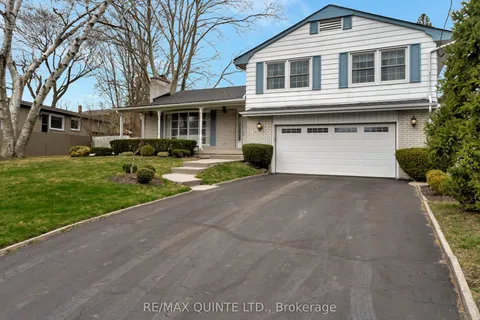 26 Rosewood Avenue, ON K8N 4E9