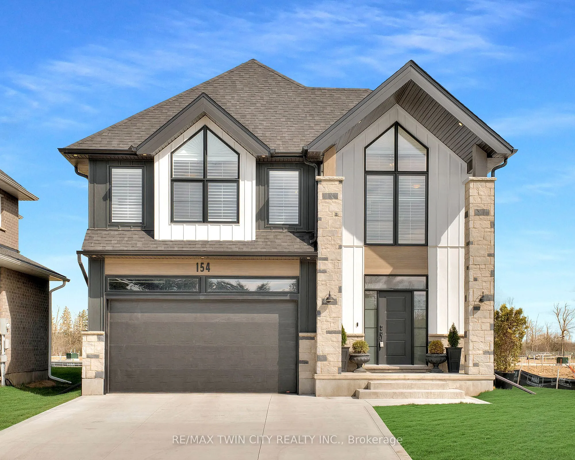 154 Dempsey Drive, ON N5A 0R5