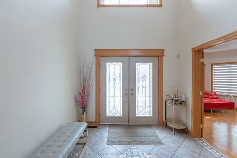 150 Seymour Crescent, ON N8N 4X9