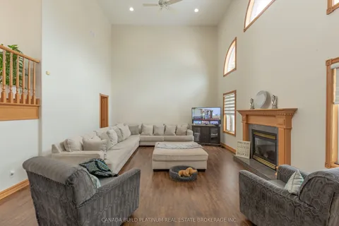 150 Seymour Crescent, ON N8N 4X9