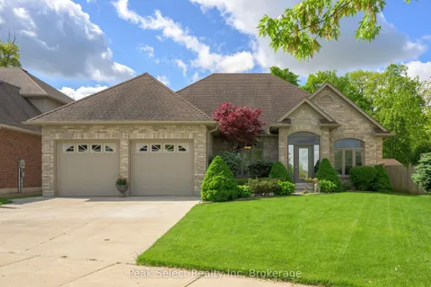 2285 Lilac Avenue, ON N6K 5E1