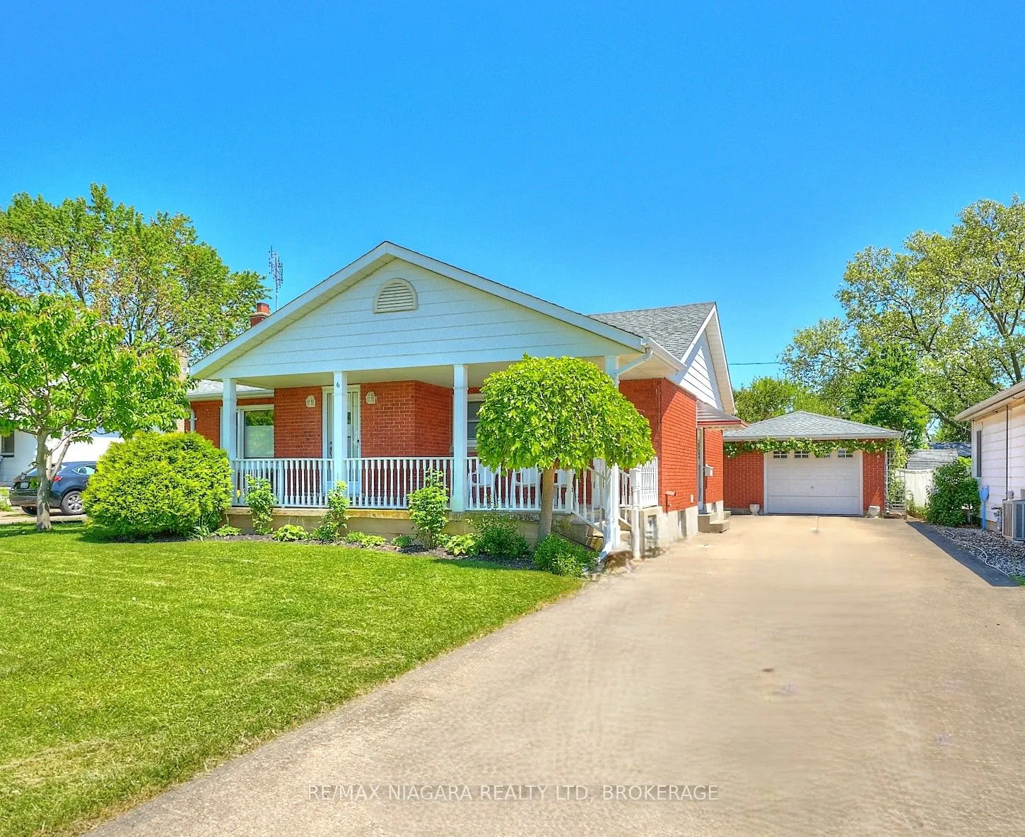 6 Munro Street, ON L2V 2V8