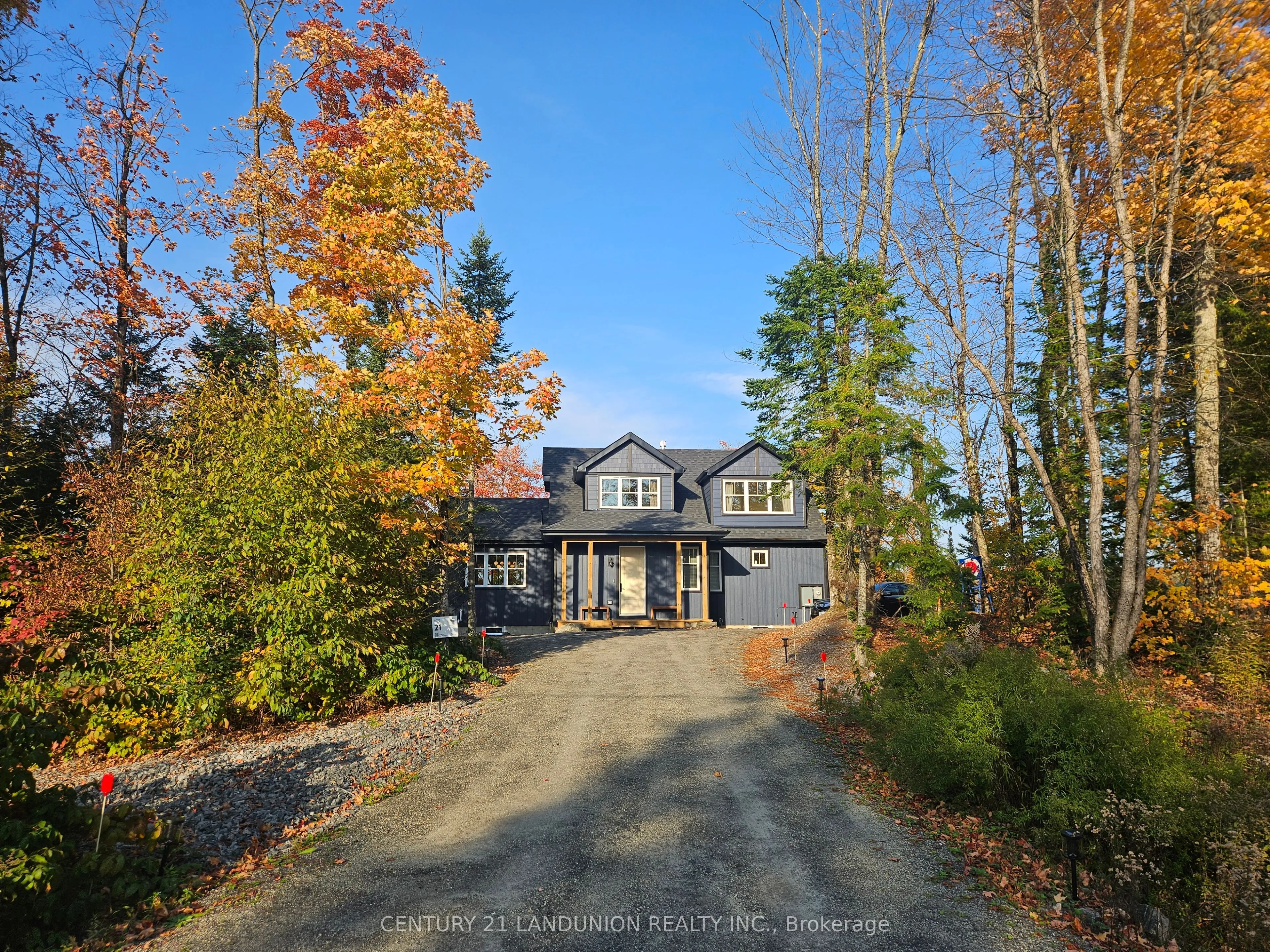 1014 Ridgeline Drive, ON P1H 0K1