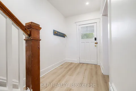 11 Farrer Street, ON P2A 1K7