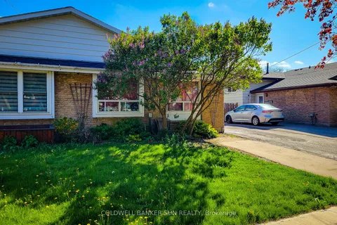 566 Greenhill Avenue, ON L8K 5E8