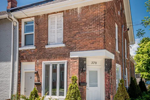 370 Barrie Street, ON K7K 3T3