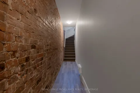 370 Barrie Street, ON K7K 3T3