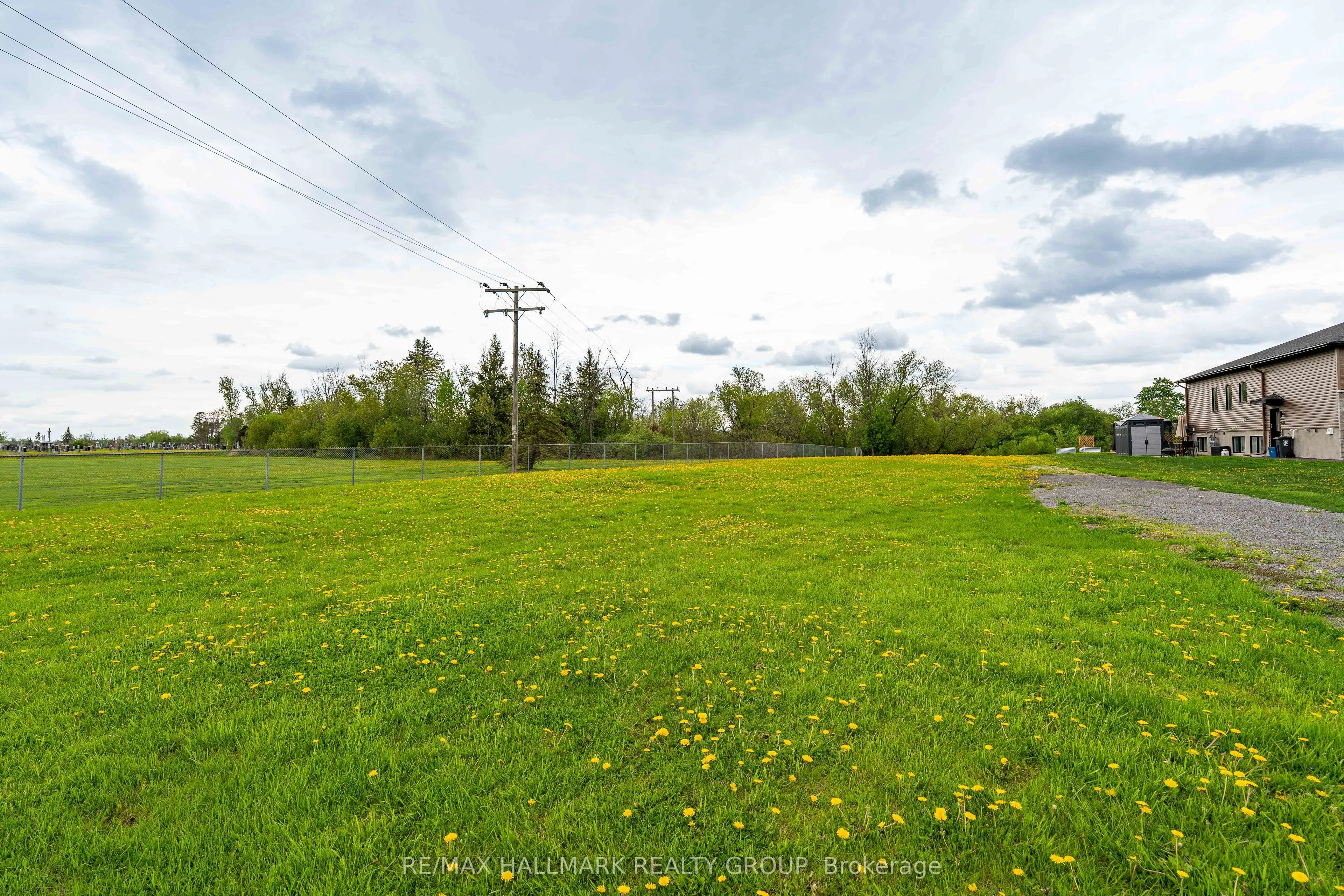 00 Water Street, ON K0B 1L0