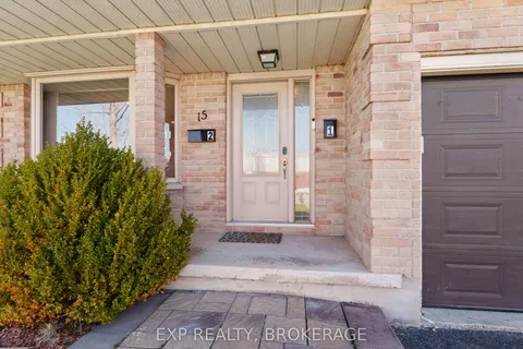 15 WINDFIELD Crescent, ON K7K 6G3