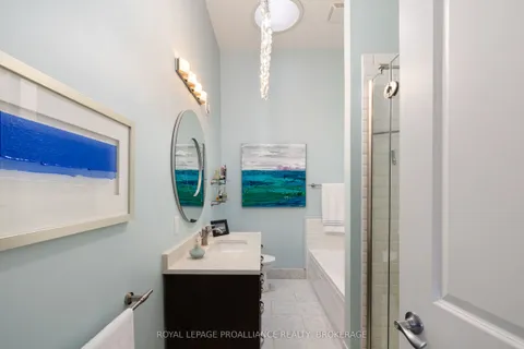 300 Wellington Street, ON K7K 2Z3
