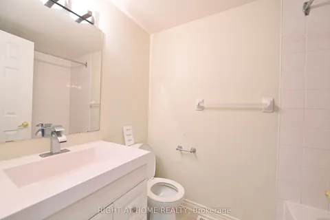 90 TEMPLETON Street, ON K1N 6X3