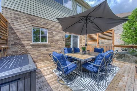 25 Howard Marshall Street, ON N0B 1E0