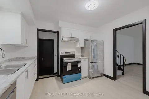 58 Greenfield Drive, ON N6E 1M7