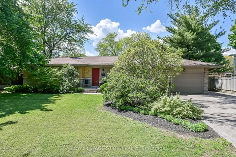 128 Oneida Boulevard, ON L9G 3C9