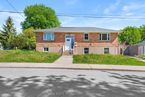 145 First Avenue, ON K7K 2H1