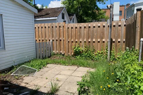 223-225 Higginson Street, ON K6A 1G6