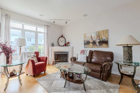 564 Remnor Avenue, ON K2T 0A5