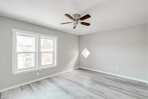 33 Rose Avenue, ON N3S 2M3
