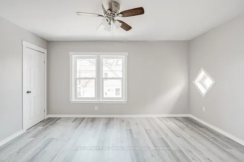 33 Rose Avenue, ON N3S 2M3