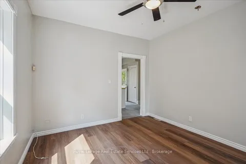 33 Rose Avenue, ON N3S 2M3