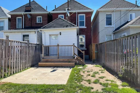 109 Belview Avenue, ON L8L 7K9