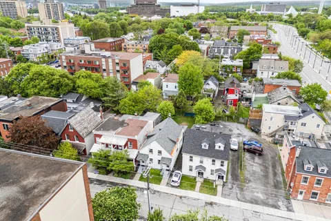 235-237 Guigues Avenue, ON K1N 5J3