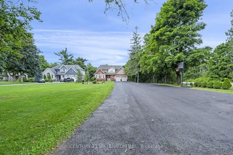 256 Main Street, ON N0B 1T0
