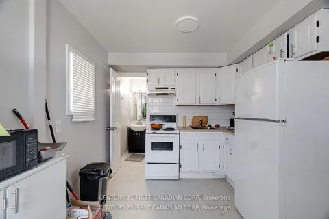 140 Rectory Street, ON N5Z 2A3
