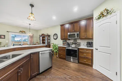 255 Rogers Road, ON N4W 0H3