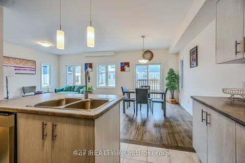 12 Hildred Street, ON L3B 1H9