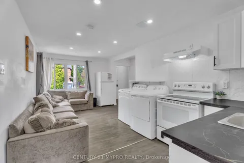 42 Irwin Street, ON N6G 1C8