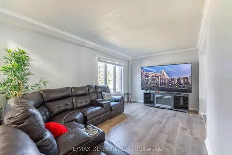 271 Bonavista Street, ON K4K 1N8