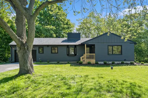 17 Lockview Road, ON K4M 1B2