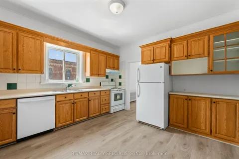 1 Main Street, ON N0C 1B0