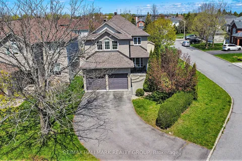 171 Allanford Avenue, ON K1T 3Y4