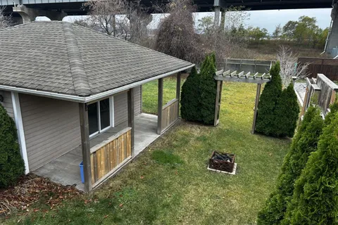 1056 Beach Boulevard, ON L8H 6Z4