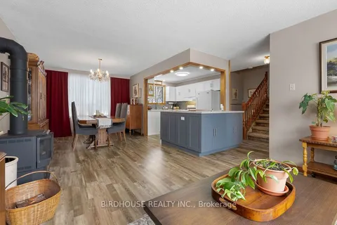 202 Mary Street, ON K9V 2N8