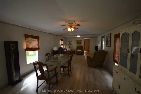 9839 LAKESHORE Road, ON N0M 1T0