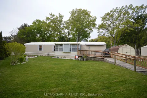 9839 LAKESHORE Road, ON N0M 1T0