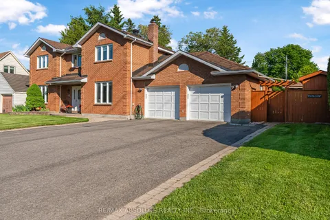 68 St Claire Avenue, ON K2G 2A4